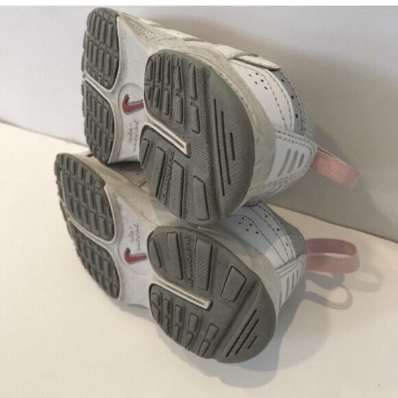 Nike Advantage Lace Up Sneakers Size 5 - Picture 10 of 11